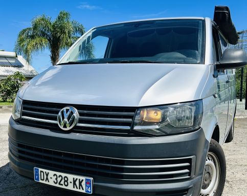 IVAN, van aménagé à louer à La Réunion