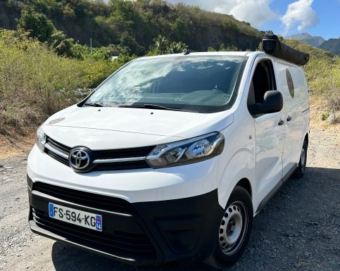 SulliVAN, van aménagé à louer à La Réunion