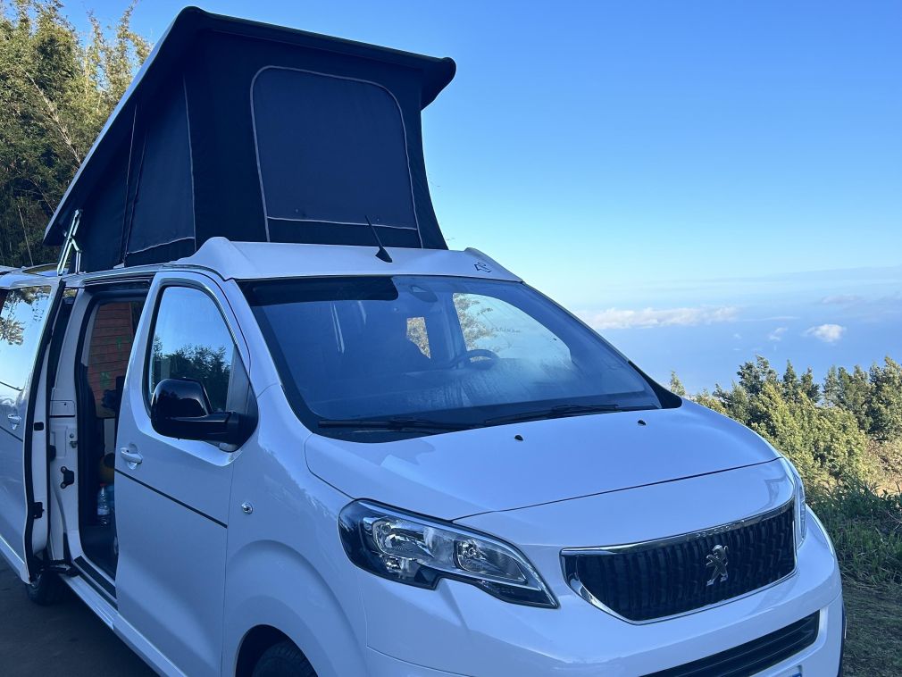 Panama U10 Vanya avec toit relevable