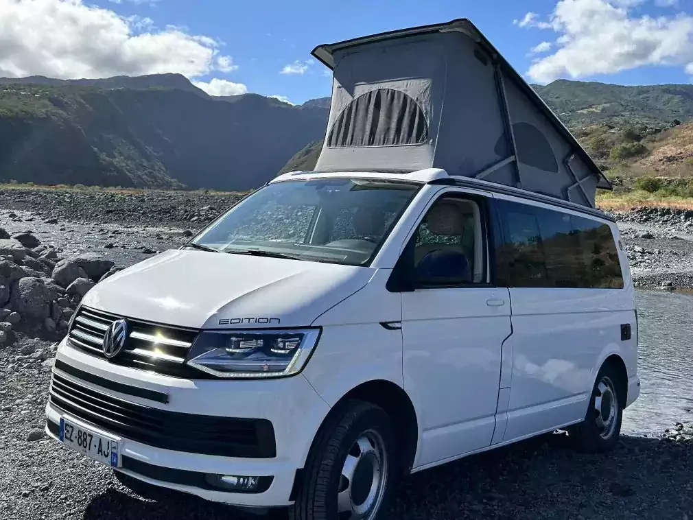 Van Vanina VW California Coast &agrave; La R&eacute;union